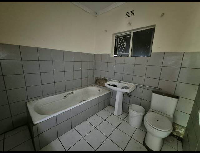 3 BEDROOM FREESTANDING FOR SALE IN ELANDSRAND